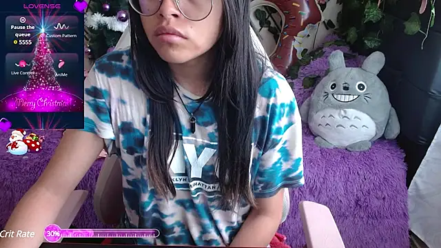 MidoriQuiinn online show from 12-14-24, 01:59