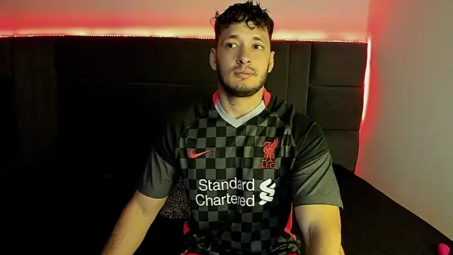 alejandro  2 online show from 09-21-25, 01:24