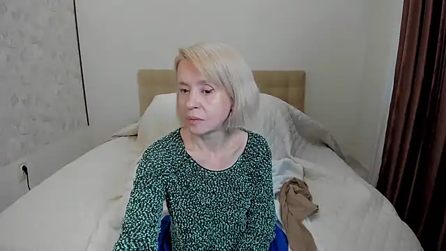 Snapshot of aminalive chatting on 03-09-25, 11:03 aminalive online show from 03-09-25, 11:03