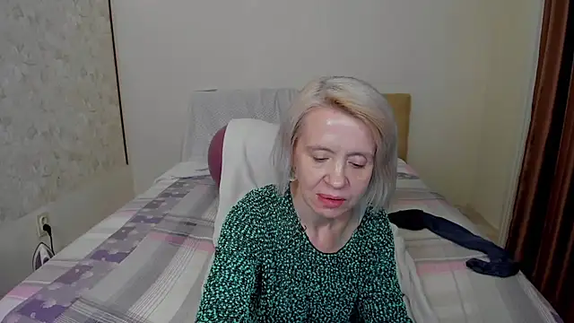 Snapshot of aminalive chatting on 09-20-25, 04:35 aminalive online show from 09-20-25, 04:35