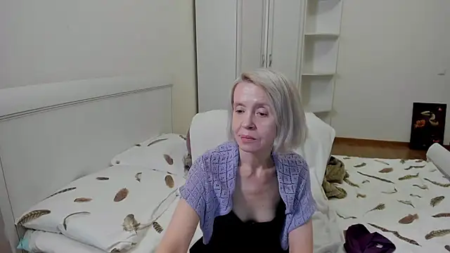 Snapshot of aminalive chatting on 10-04-25, 06:28 aminalive online show from 10-04-25, 06:28