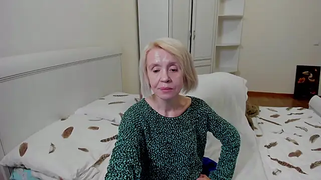 Snapshot of aminalive chatting on 10-11-25, 04:49 aminalive online show from 10-11-25, 04:49