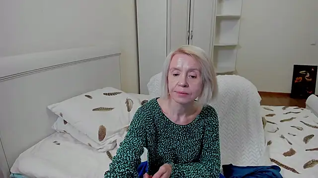 Snapshot of aminalive chatting on 10-22-25, 07:02 aminalive online show from 10-22-25, 07:02