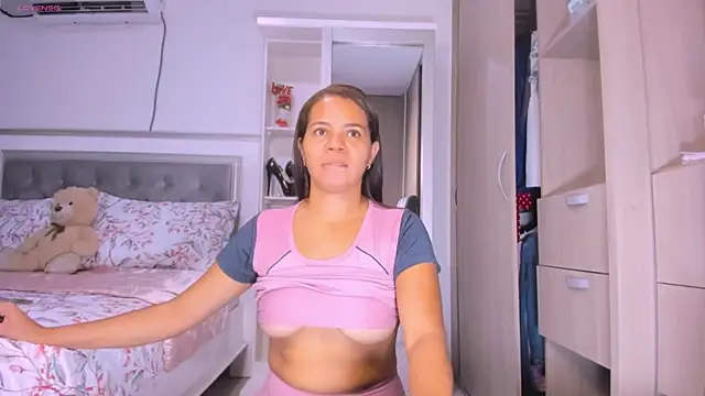 sharonDulce online show from 02-06-25, 12:05