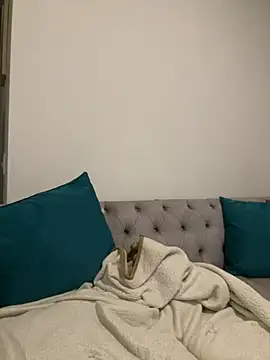 oriana zoeee online show from 01-03-25, 03:27