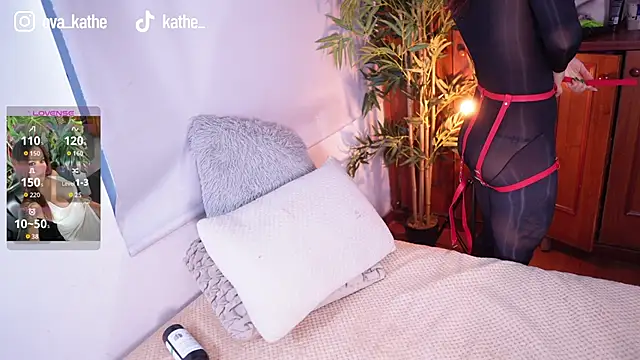 Lucy fit online show from 11-08-25, 11:10