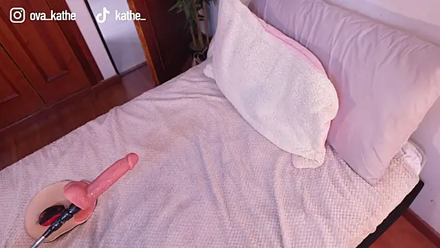 Lucy fit online show from 04-15-26, 09:15