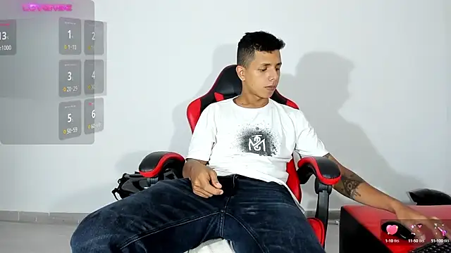 boy bigcock24cm online show from 03-07-25, 11:18