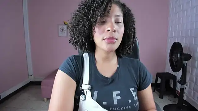 DannaBerry online show from 01-11-25, 03:09