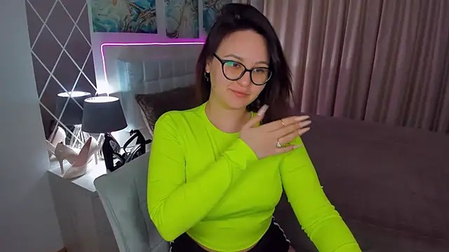 EsterLogan online show from 01-25-25, 11:13