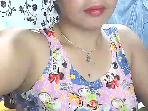 Snapshot of lovely_samxxx24 chatting on 12-13-24, 04:11 lovely samxxx24 online show from 12-13-24, 04:11