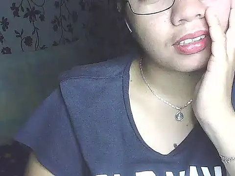 Snapshot of lovely_samxxx24 chatting on 12-16-24, 11:39 lovely samxxx24 online show from 12-16-24, 11:39