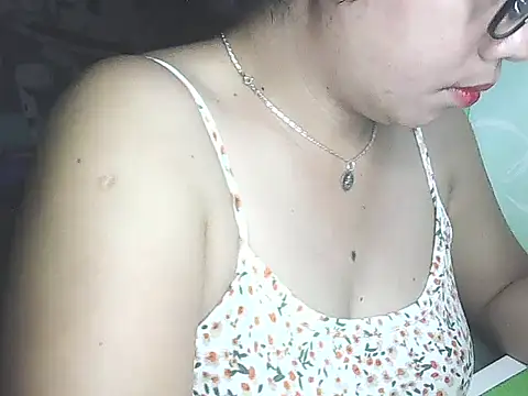 Snapshot of lovely_samxxx24 chatting on 01-14-25, 10:59 lovely samxxx24 online show from 01-14-25, 10:59