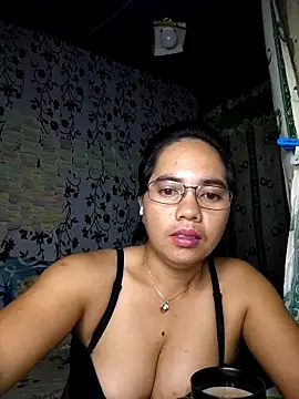 Snapshot of lovely_samxxx24 chatting on 09-18-25, 09:39 lovely samxxx24 online show from 09-18-25, 09:39