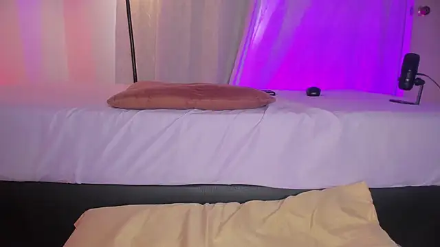 hot booty  online show from 12-09-24, 09:48