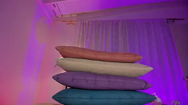 hot booty  online show from 12-10-24, 12:50