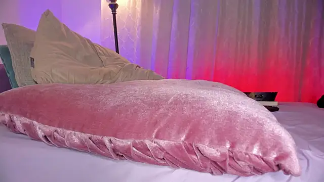 hot booty  online show from 03-07-25, 02:25