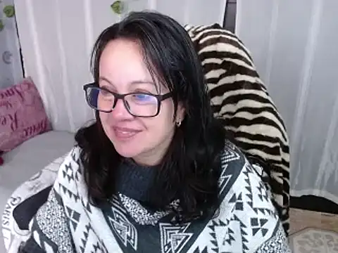 Sonialorens  online show from 02-13-25, 02:09