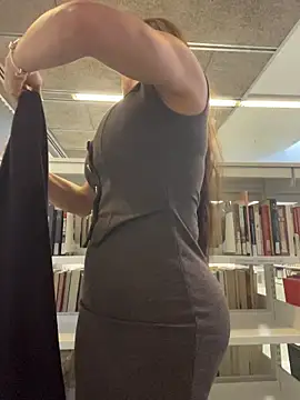 angelitasexy81 online show from 11-18-25, 10:09