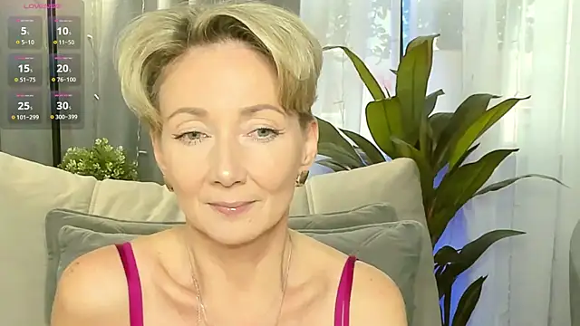 AkexandraFix online show from 09-23-25, 12:41