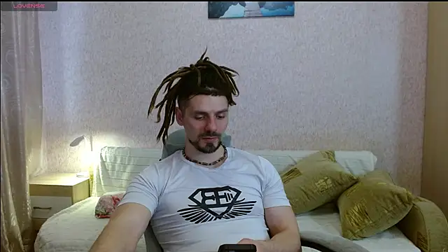 Aestheticguy101 online show from 04-10-26, 03:06