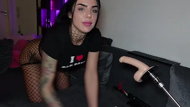 Snapshot of LexiCoco chatting on 12-29-24, 05:54 LexiCoco online show from 12-29-24, 05:54