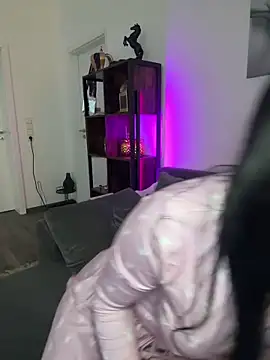 Snapshot of LexiCoco chatting on 10-05-25, 07:50 LexiCoco online show from 10-05-25, 07:50