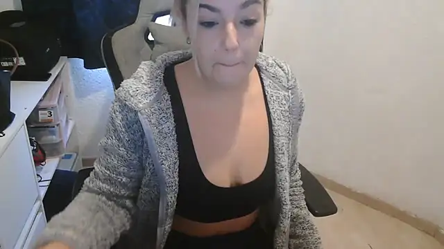 bekka   online show from 12-01-25, 10:31