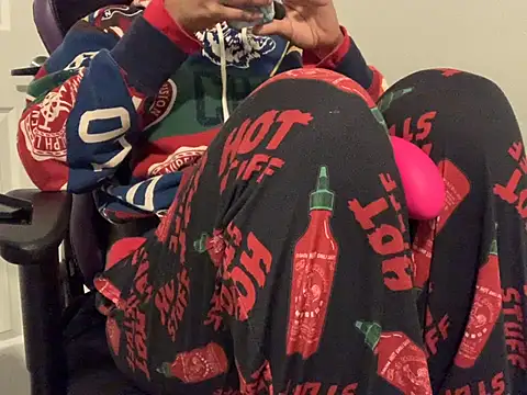 RylHoneyy online show from 12-11-24, 02:30