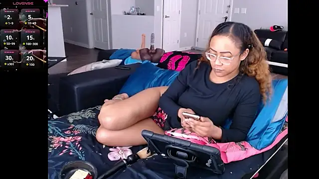 RylHoneyy online show from 05-24-26, 07:30
