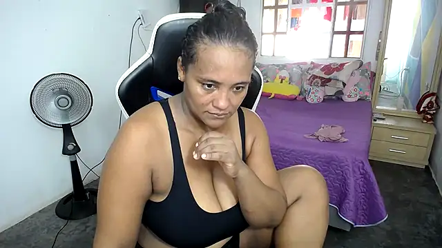 Snapshot of marysol83 chatting on 01-12-25, 06:38 marysol83 online show from 01-12-25, 06:38