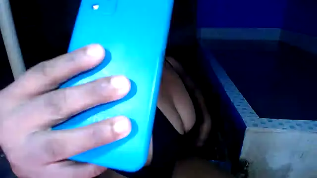 Snapshot of marysol83 chatting on 03-16-25, 01:28 marysol83 online show from 03-16-25, 01:28