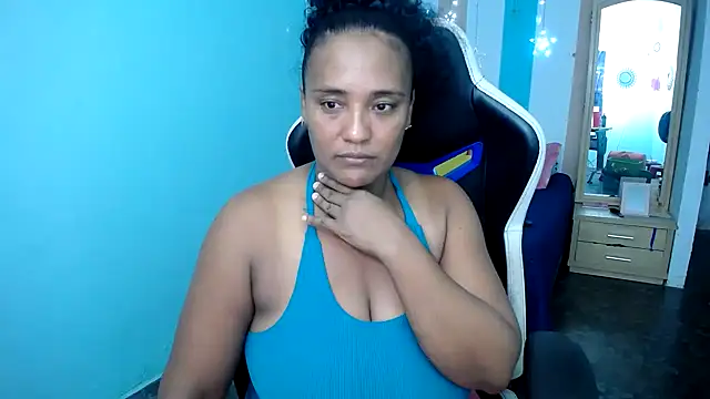 Snapshot of marysol83 chatting on 10-02-25, 12:50 marysol83 online show from 10-02-25, 12:50