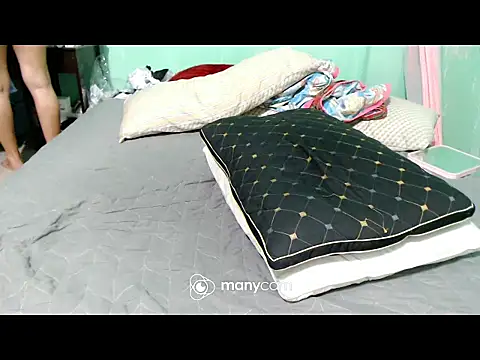 Snapshot of WantedSexslaves chatting on 11-09-25, 10:30 WantedSexslaves online show from 11-09-25, 10:30