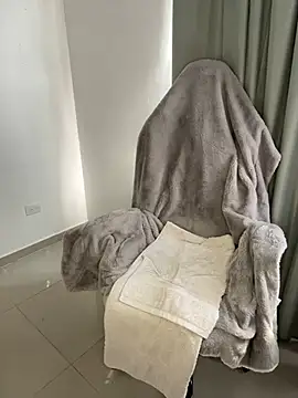 Snapshot of Emma_Wish chatting on 01-17-25, 08:22 Emma Wish online show from 01-17-25, 08:22