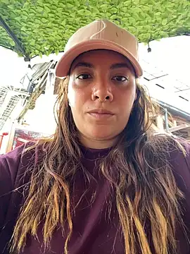 Snapshot of Emma_Wish chatting on 02-07-25, 07:27 Emma Wish online show from 02-07-25, 07:27