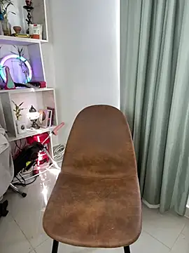 Snapshot of Emma_Wish chatting on 03-18-25, 08:15 Emma Wish online show from 03-18-25, 08:15