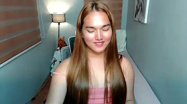 Snapshot of MoaningKylie chatting on 12-09-24, 12:51 MoaningKylie online show from 12-09-24, 12:51