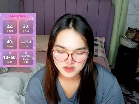 Snapshot of MoaningKylie chatting on 02-21-26, 02:18 MoaningKylie online show from 02-21-26, 02:18