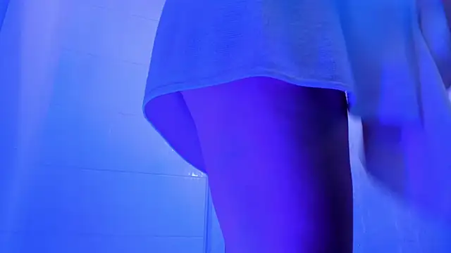 Snapshot of Amy_art chatting on 01-29-25, 03:22 Amy art online show from 01-29-25, 03:22