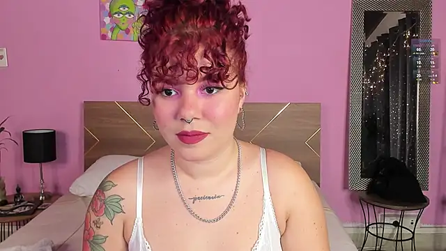 Snapshot of Amy_art chatting on 02-09-25, 05:11 Amy art online show from 02-09-25, 05:11