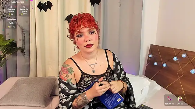 Snapshot of Amy_art chatting on 10-06-25, 08:50 Amy art online show from 10-06-25, 08:50