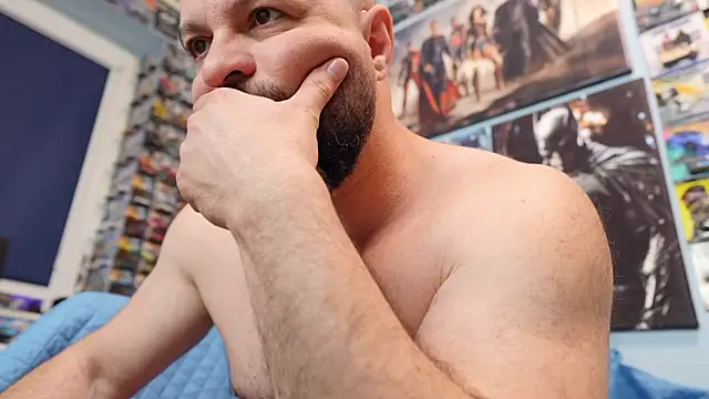 Muscle Bear online show from 04-25-26, 06:38