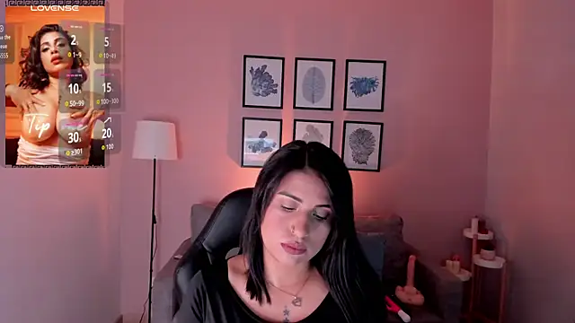 Snapshot of Galilea_Fox chatting on 12-04-25, 04:00 Galilea Fox online show from 12-04-25, 04:00