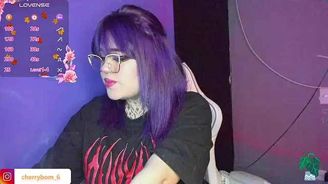 Snapshot of cherrybom_ chatting on 12-29-24, 08:00 cherrybom online show from 12-29-24, 08:00