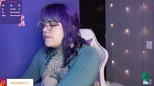 Snapshot of cherrybom_ chatting on 03-19-25, 04:47 cherrybom online show from 03-19-25, 04:47