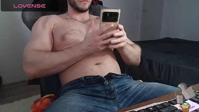 Snapshot of big1one1guy chatting on 01-29-25, 12:45 big1one1guy online show from 01-29-25, 12:45