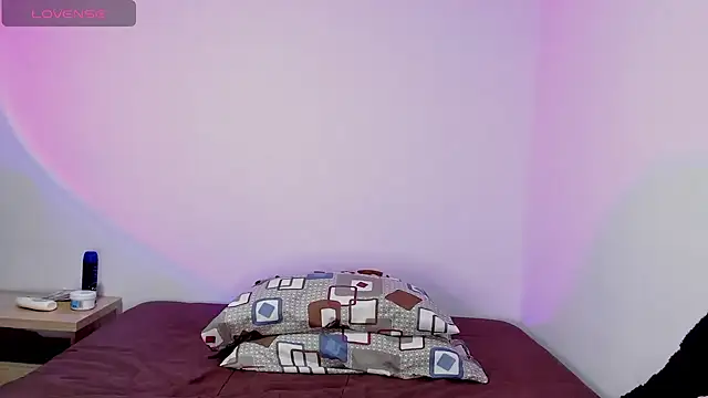 Snapshot of Abby_Saenz01 chatting on 02-09-25, 01:00 Abby Saenz01 online show from 02-09-25, 01:00