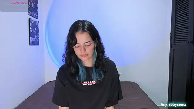 Snapshot of Abby_Saenz01 chatting on 09-11-25, 07:25 Abby Saenz01 online show from 09-11-25, 07:25