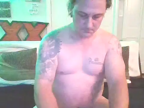 AwesomePapaya online show from 04-28-26, 10:04